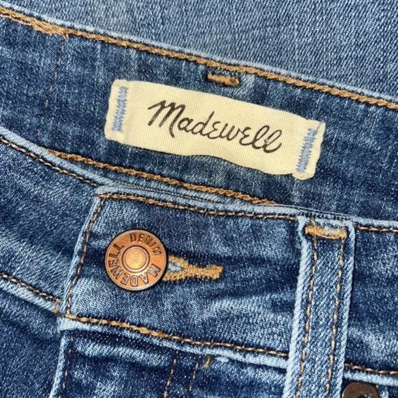 MADEWELL Curvy High-Rise Skinny Jeans: Drop Step-Hem Edition - 25 - Picture 4 of 12
